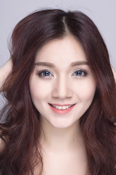 Lens xanh ngọc Emerald Blue