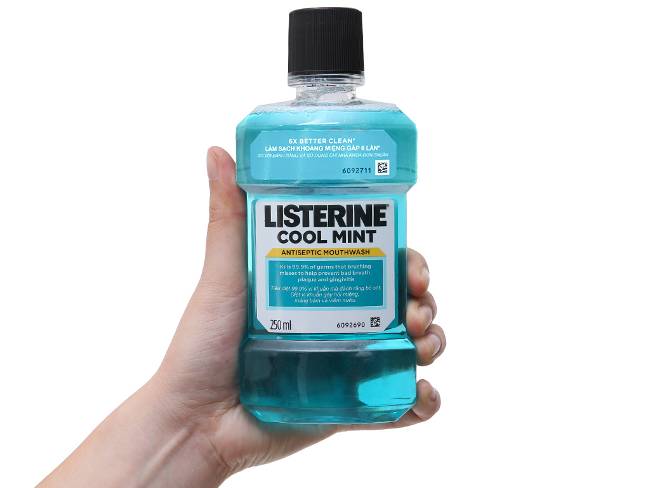 Đánh giá nước súc miệng Listerine Cool Mint